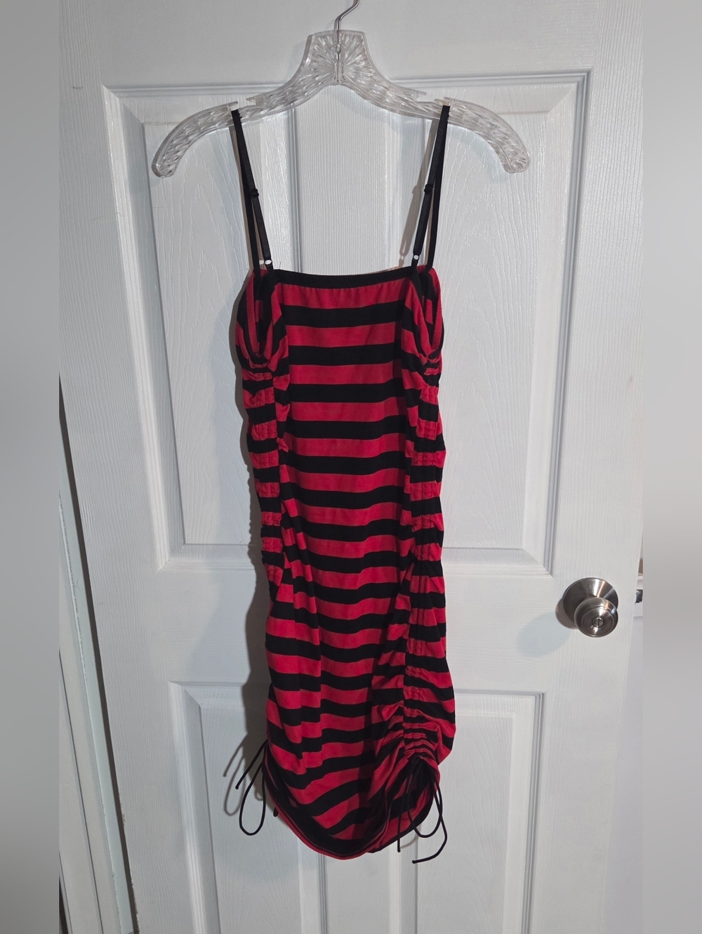 Dollskill Current Mood Make Demands Mini Dress And Gloves Set - Picture 3 of 5